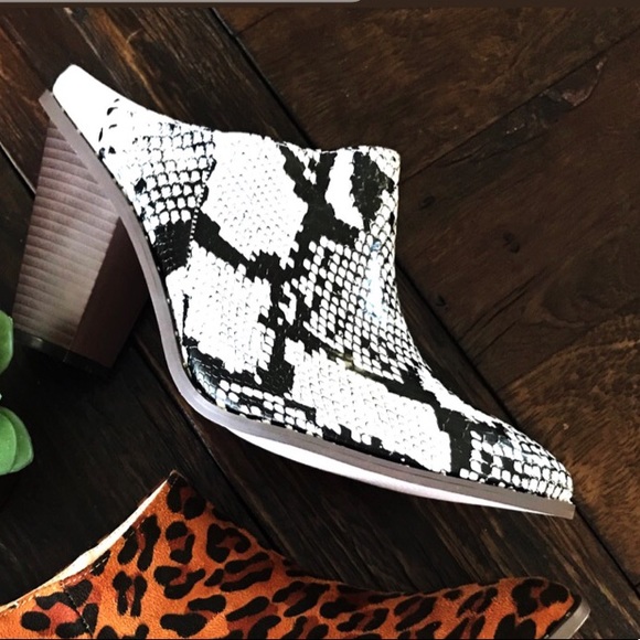 Shoes - Snake Skin Print Mules